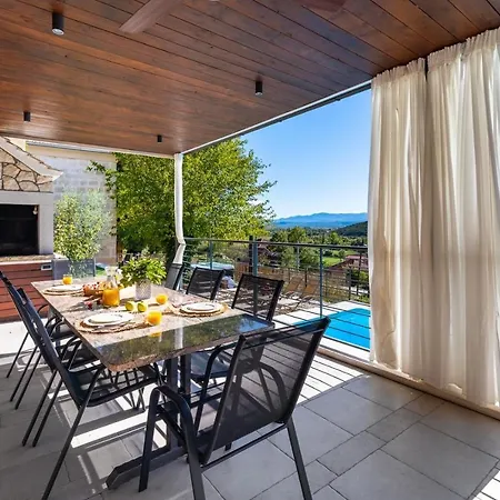 Little Arya ヴィラ